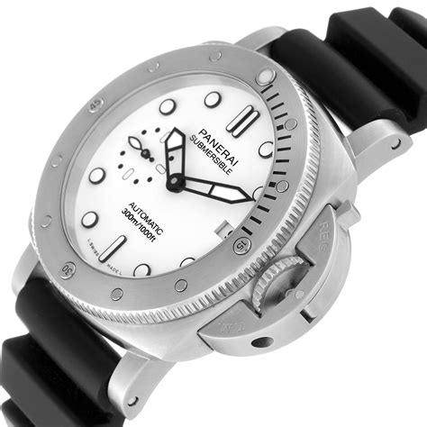 officine panerai submersible 42mm|panerai submersible 42mm white dial.